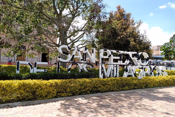 Los Milagros Park photo 2